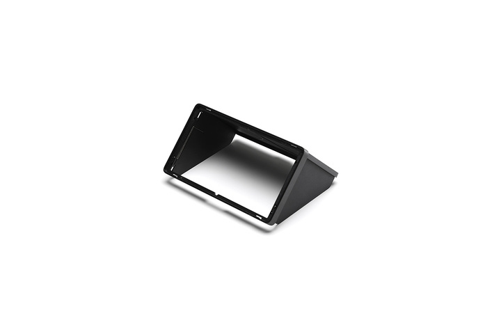 dji-crystalsky-hood-5-5
