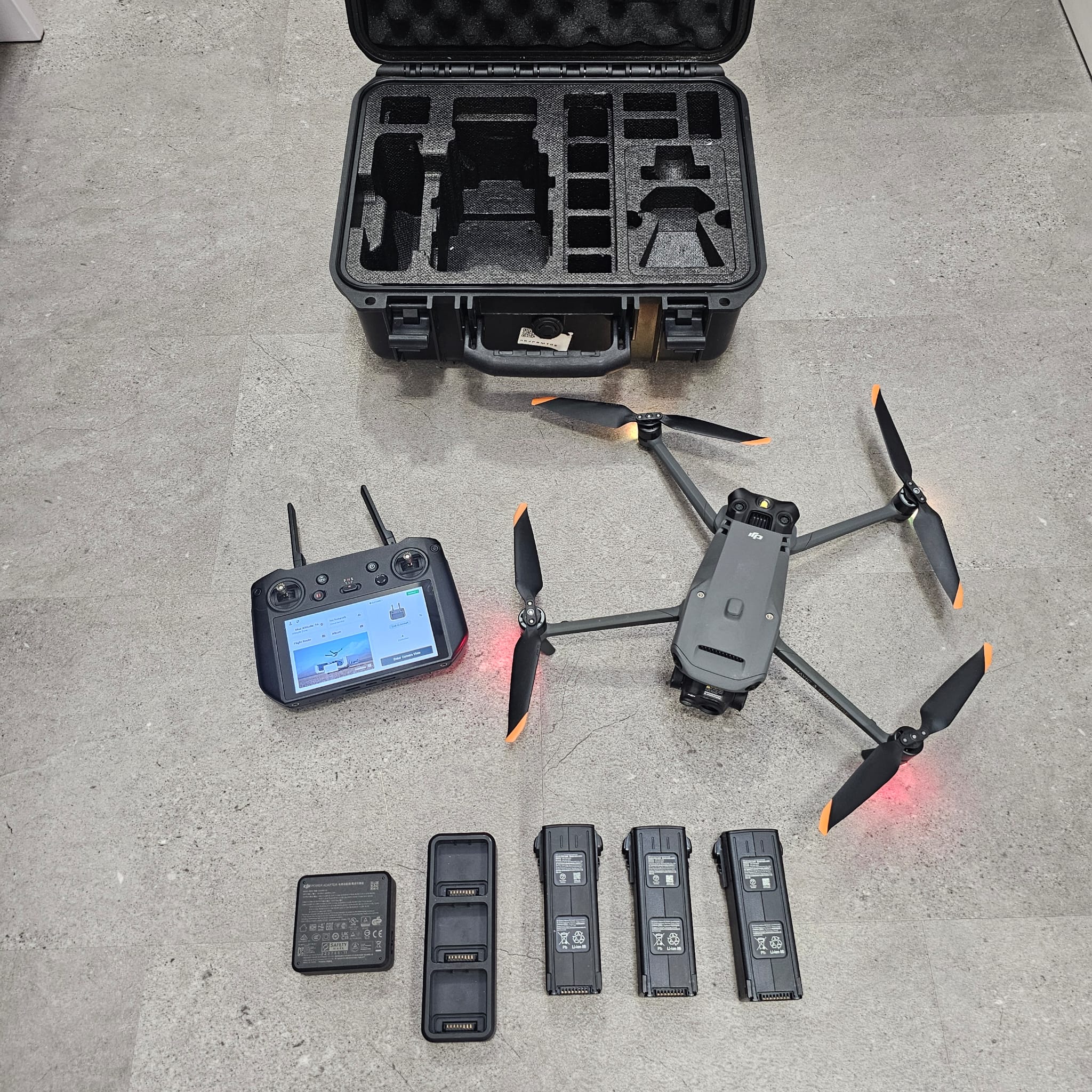 dji-mavic-3-thermal-approved-used-4-batteries