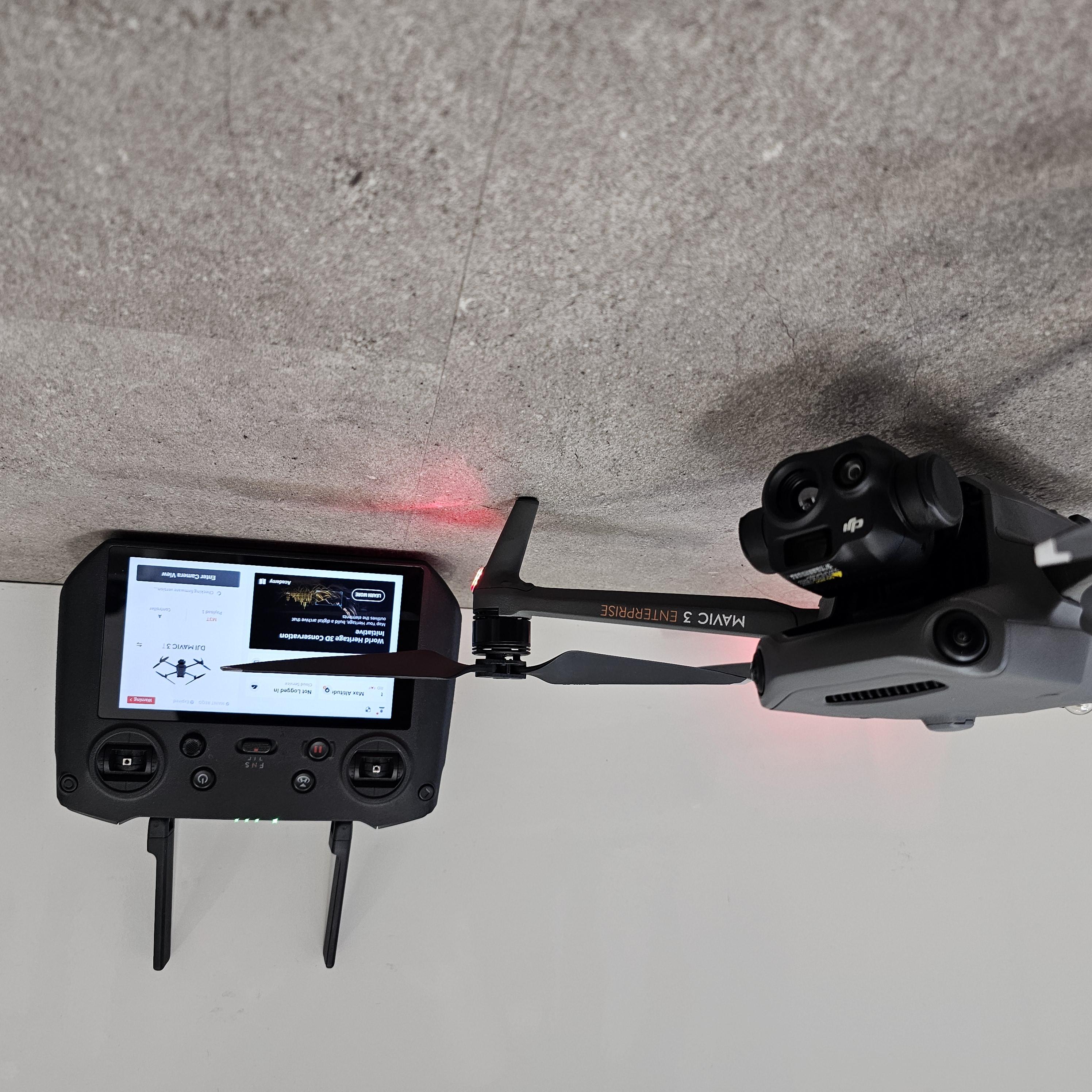 Approved used DJI Mavic 3T with 3 batteries image 2