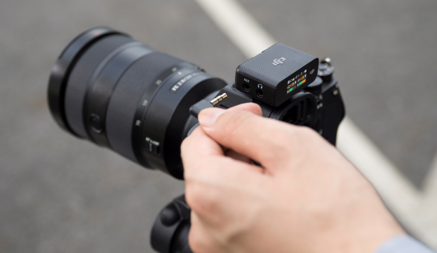 DJI Mic (2 TX + 1 RX + Charging Case)-5