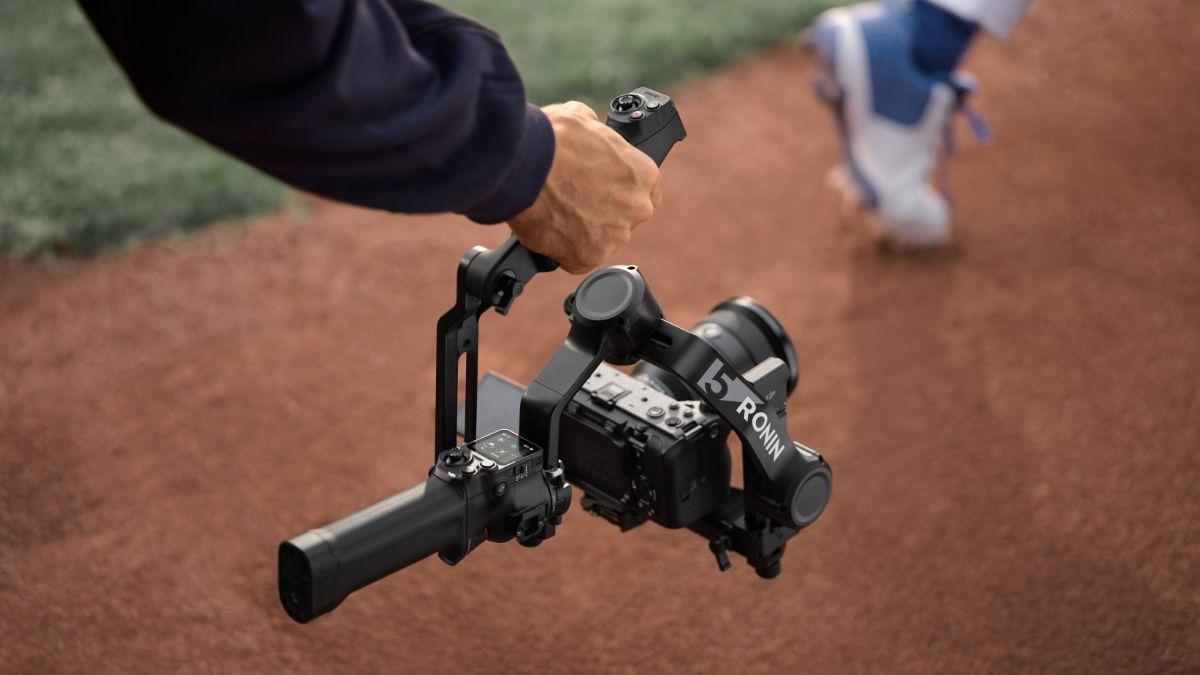 DJI RS 5 Briefcase Handle camera gimbal