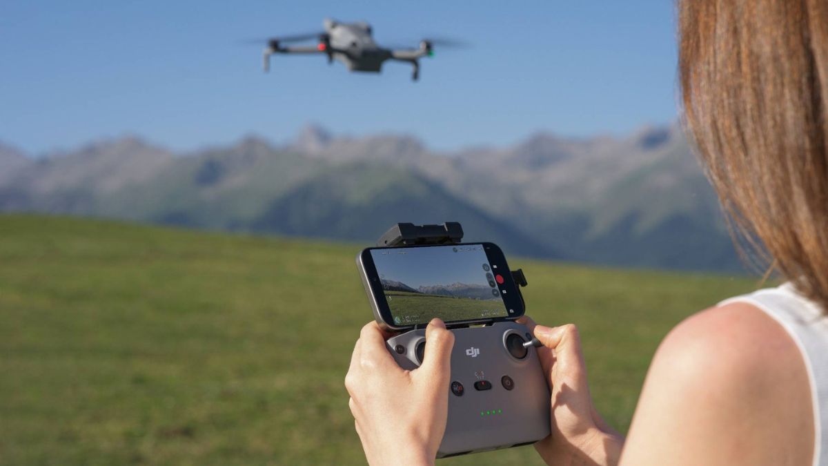 Christmas Drones Compared: Under £250 vs Under £500 vs Under £1,000