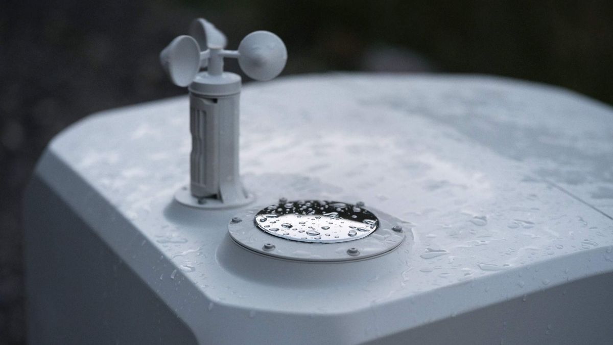DJI Dock 4 vs Dock 3
